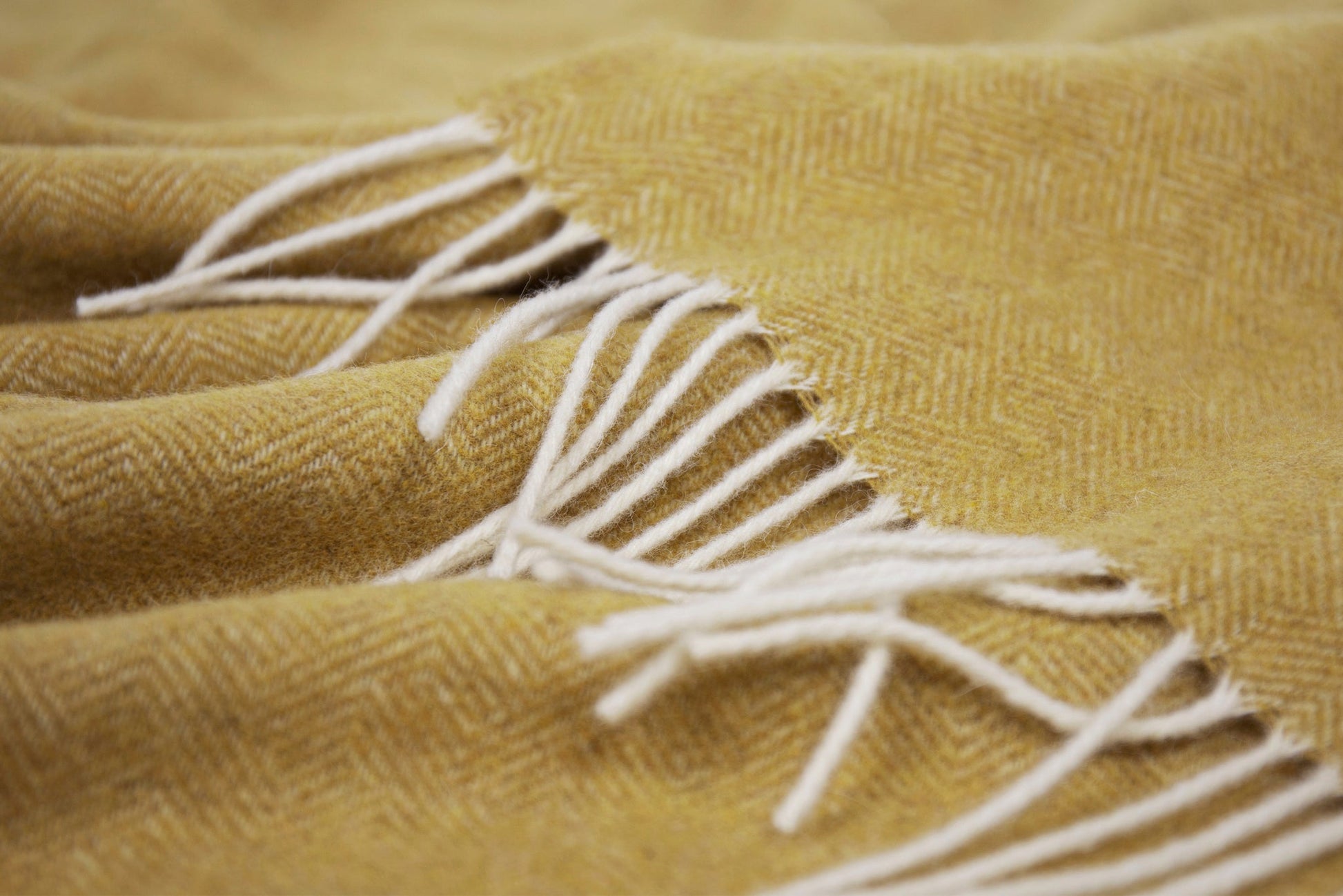hampton-throw-merino-wool-blend-ochre www.mallsonline.com.au