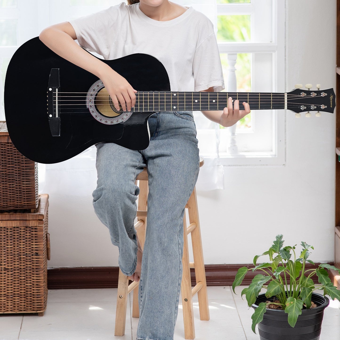 karrera-38in-pro-cutaway-acoustic-guitar-with-carry-bag-black at www.mallsonline.com.au
