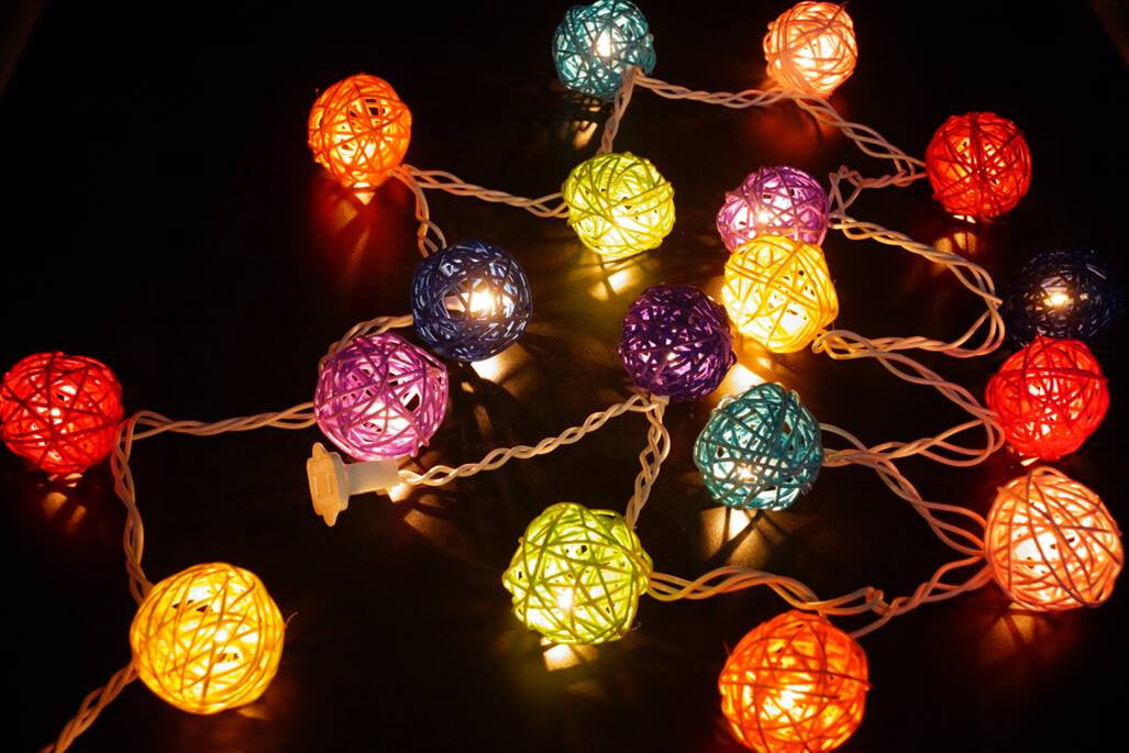 1-set-of-multi-coloured-5cm-rattan-cane-20-ball-battery-powered-3m-string-lights-christmas-gift-home-wedding-party-bedroom-decoration-table-centrepiece www.mallsonline.com.au