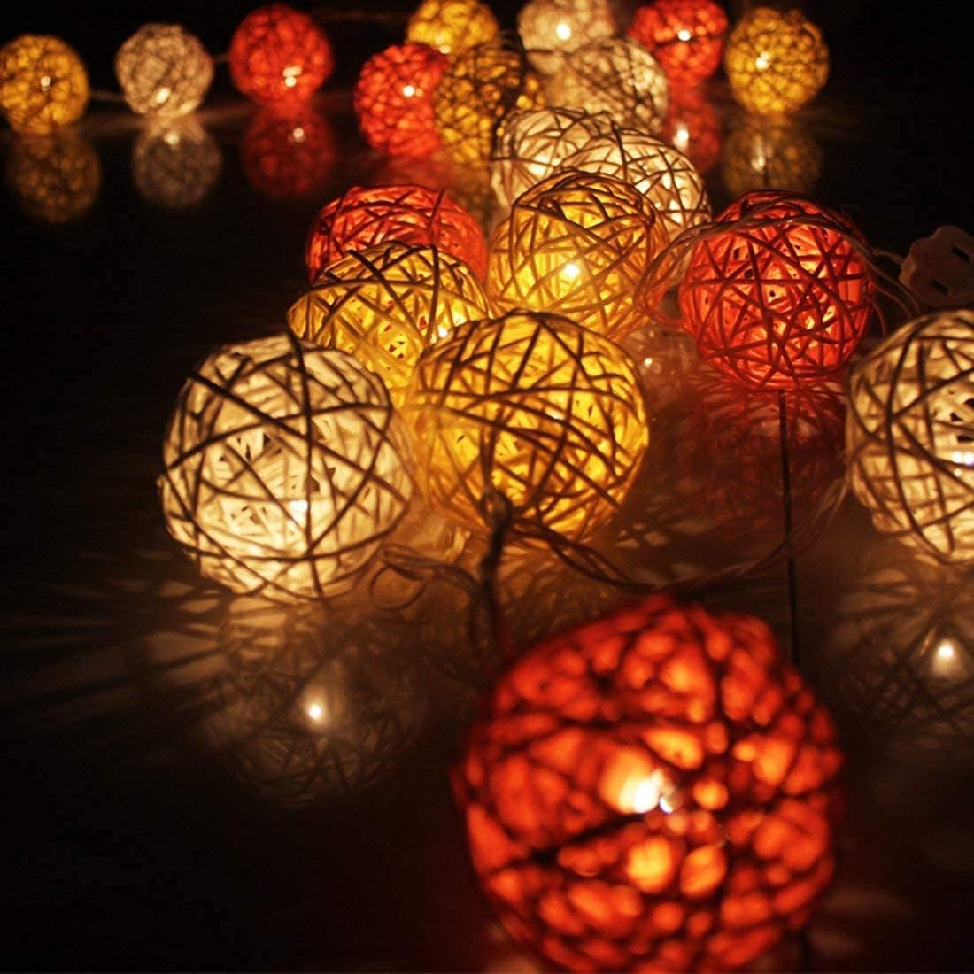 1-set-of-orange-n-white-5cm-rattan-cane-50-ball-battery-powered-long-5m-string-lights-christmas-gift-home-wedding-party-bedroom-decoration-table-centrepiece www.mallsonline.com.au