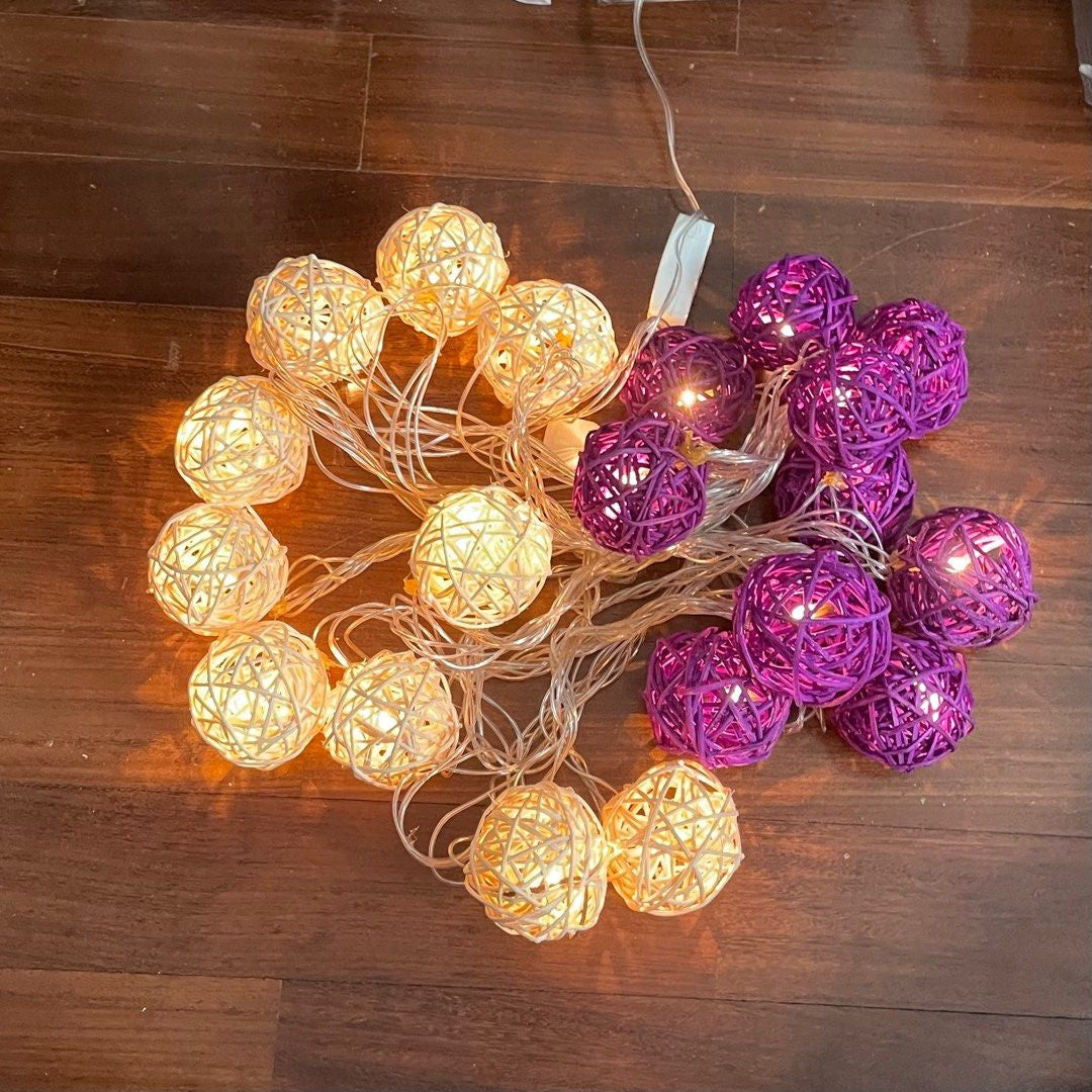 1-set-of-purple-n-white-5cm-rattan-cane-20-ball-battery-powered-3m-string-lights-christmas-gift-home-wedding-party-bedroom-decoration-table-centrepiece www.mallsonline.com.au