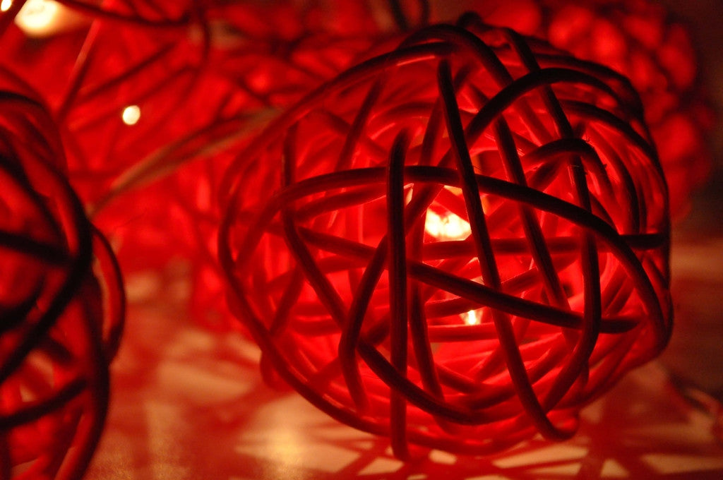 1-set-of-red-5cm-rattan-cane-50-ball-battery-powered-long-5m-string-lights-christmas-gift-home-wedding-party-bedroom-decoration-table-centrepiece www.mallsonline.com.au
