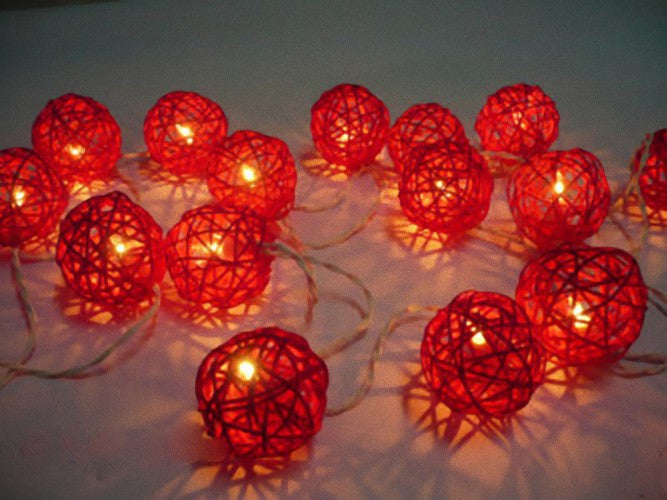 1-set-of-red-5cm-rattan-cane-50-ball-battery-powered-long-5m-string-lights-christmas-gift-home-wedding-party-bedroom-decoration-table-centrepiece www.mallsonline.com.au