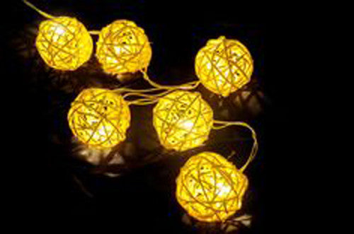 1-set-of-yellow-5cm-rattan-cane-50-ball-battery-power-long-5m-string-lights-christmas-gift-home-wedding-party-bedroom-decoration-table-centrepiece