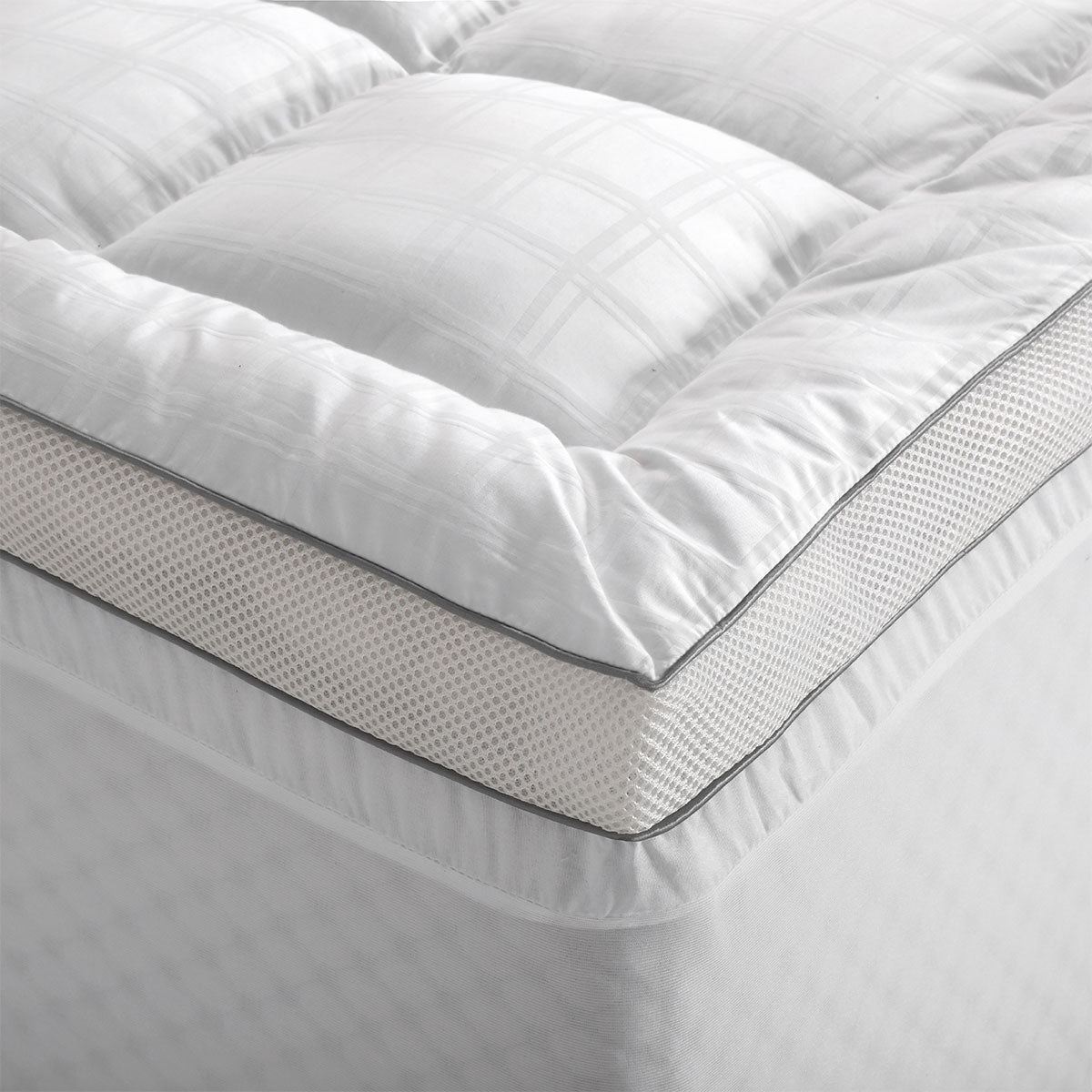 accessorize-deluxe-hotel-mattress-topper-single www.mallsonline.com.au