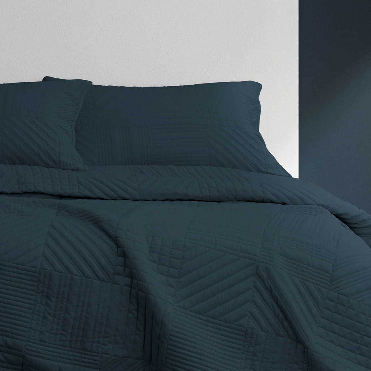 ardor-finley-navy-3-pcs-quilted-coverlet-set-queen-king www.mallsonline.com.au