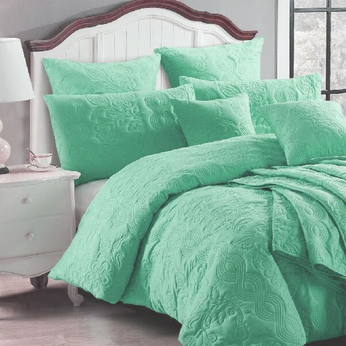 georges-fine-linens-marguerite-quilt-cover-set-wave-green-super-king www.mallsonline.com.au