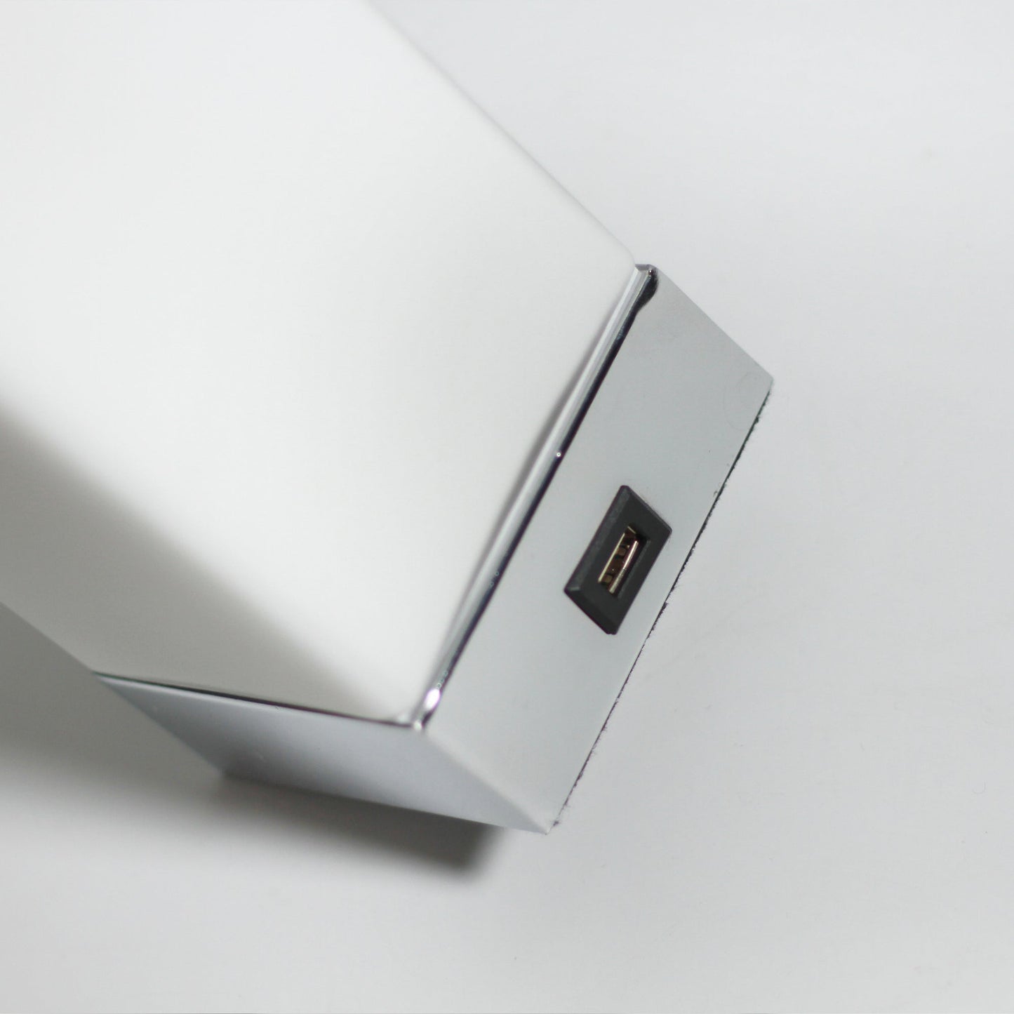 jessica-rectangle-touch-lamp-with-usb-port at www.mallsonline.com.au