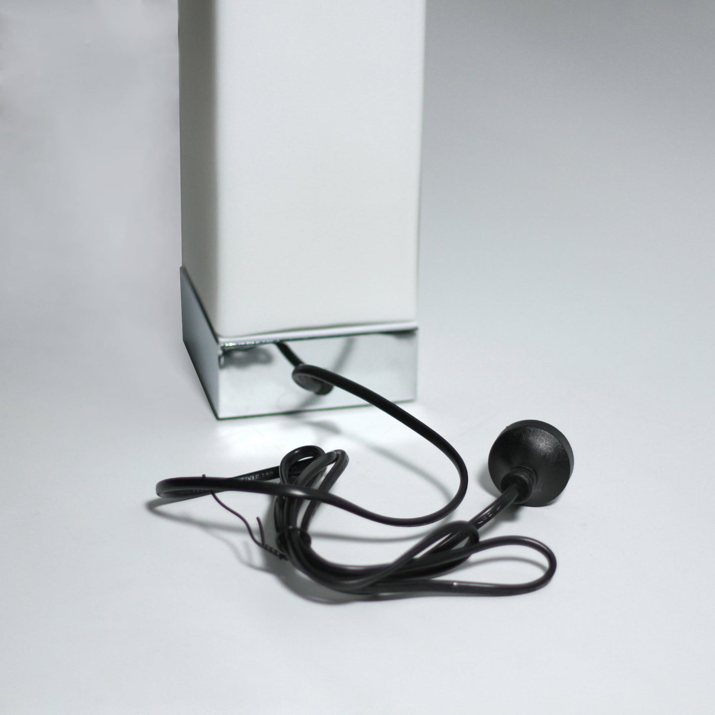 jessica-rectangle-touch-lamp-with-usb-port at www.mallsonline.com.au