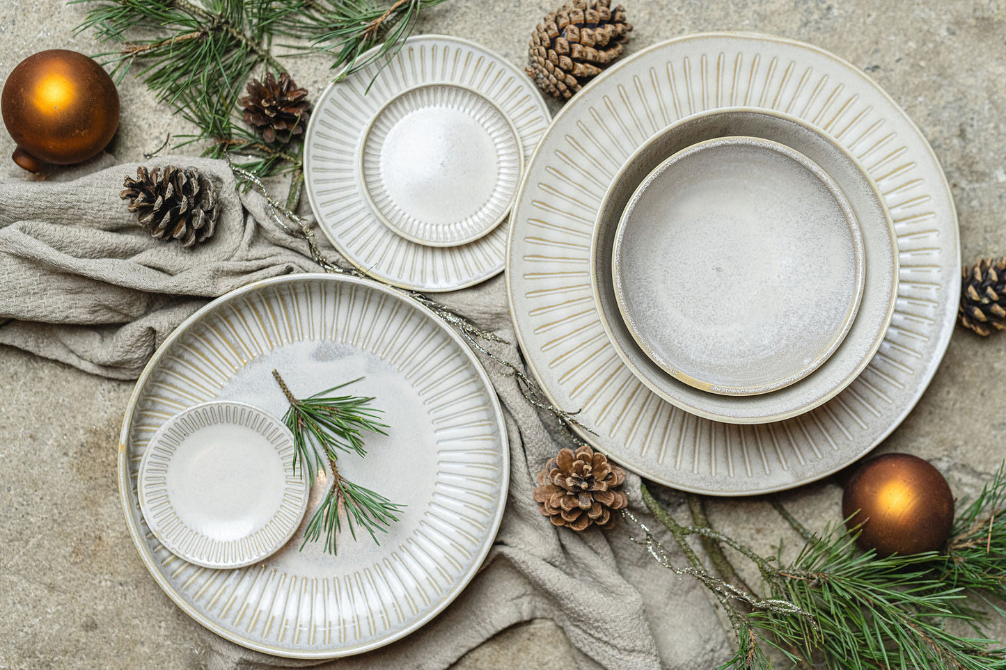 Bowl 16cm Ridged Alabaster Glaze