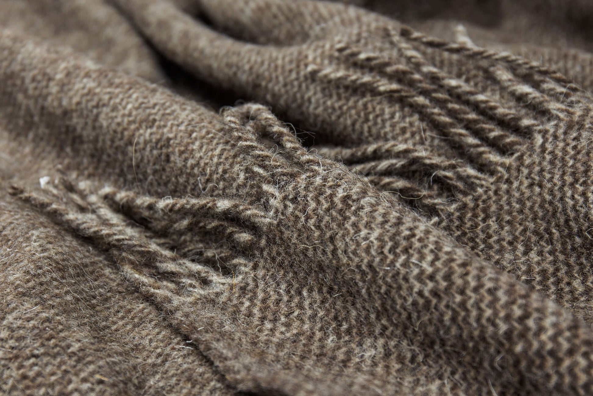 cambridge-throw-100-nz-wool-natural www.mallsonline.com.au
