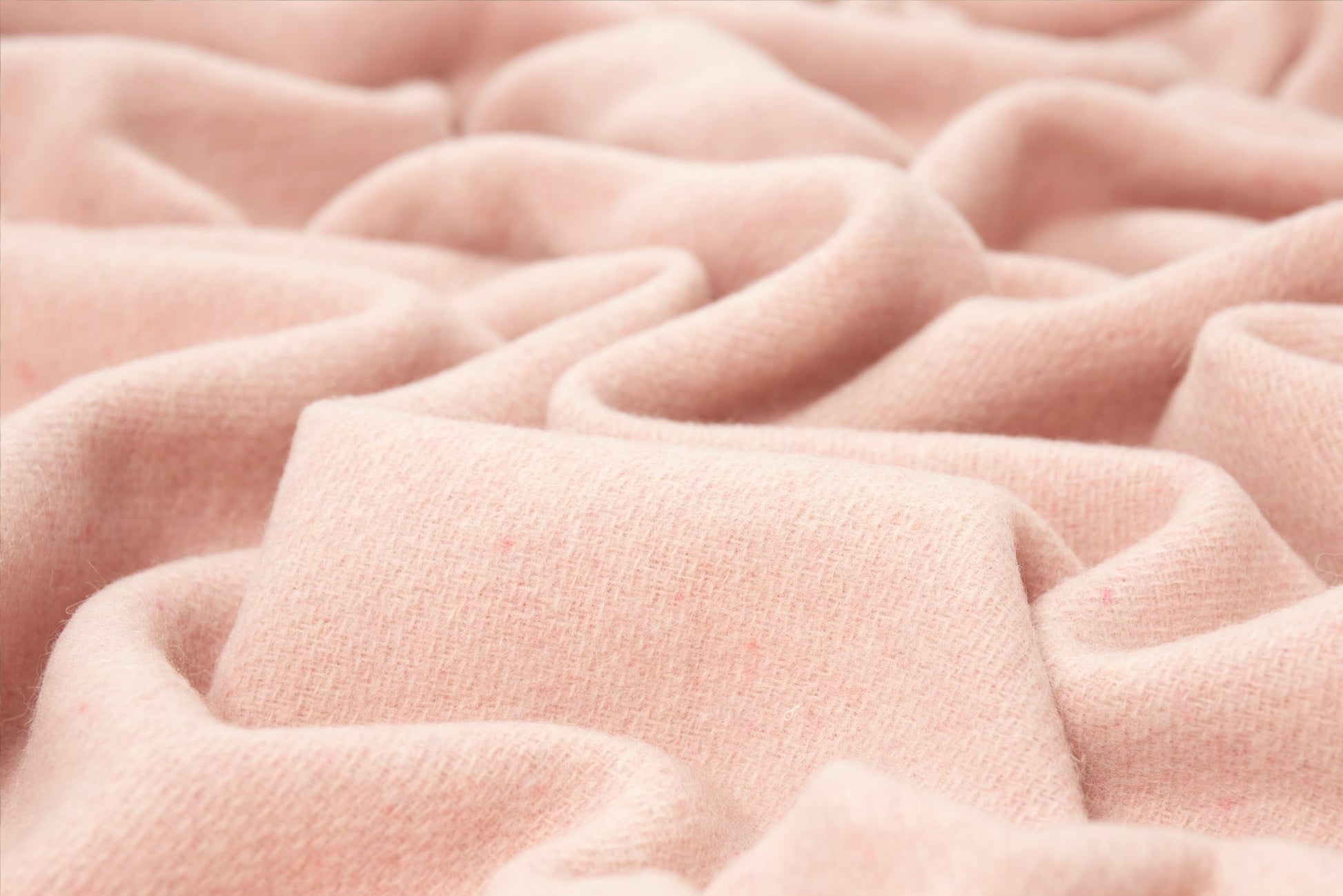 oxford-throw-merino-wool-blend-blush www.mallsonline.com.au
