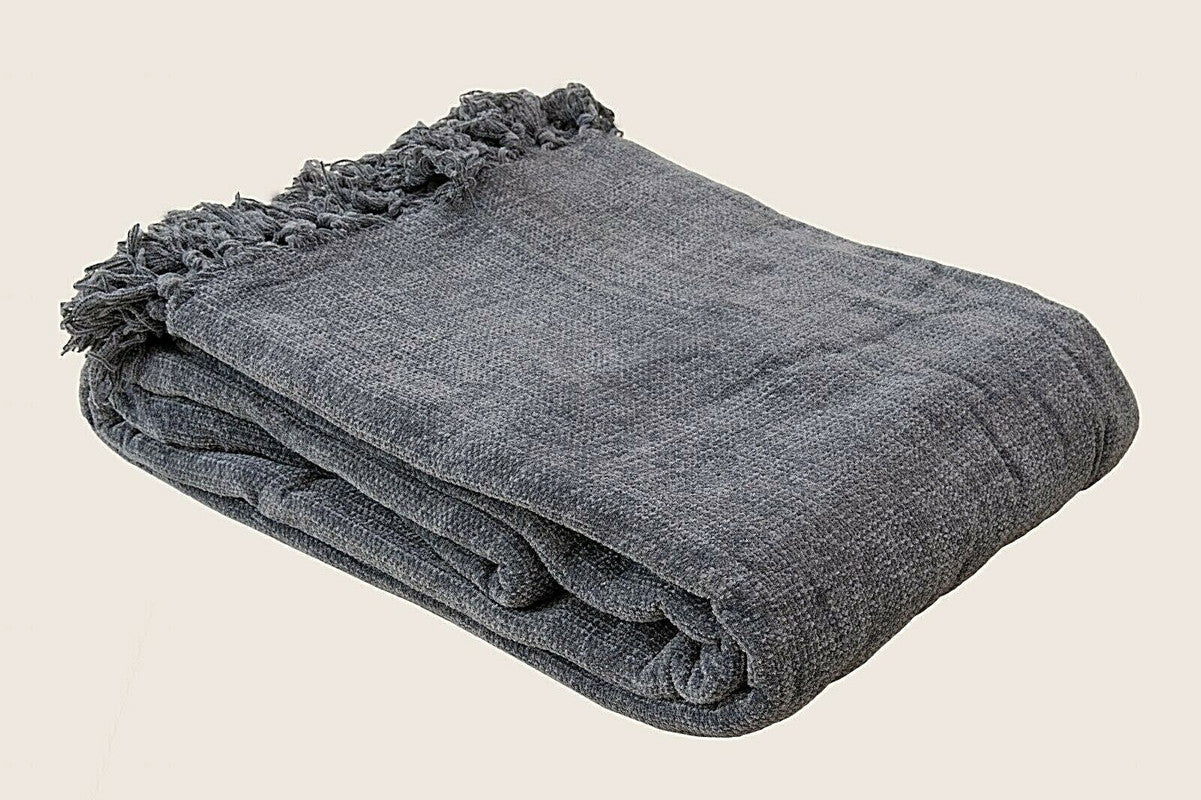 acrylic-chenille-tassel-knitted-blanket-bed-sofa-throw-rug-150-x-200-cm-grey www.mallsonline.com.au