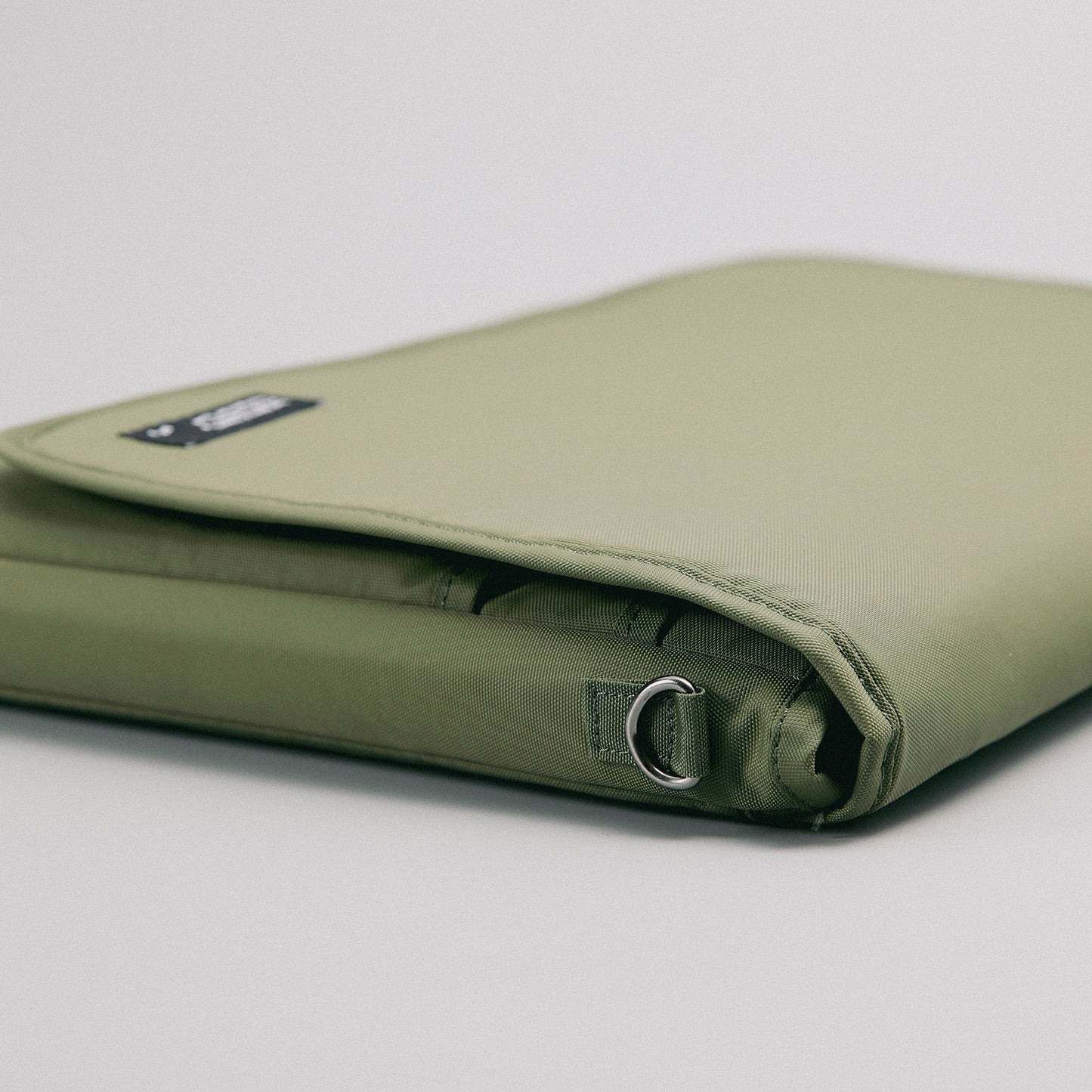 st9-l-size-15-6-16-inch-khaki-laptop-sleeve-padded-shoulder-bag-travel-carry-case-lato at www.mallsonline.com.au