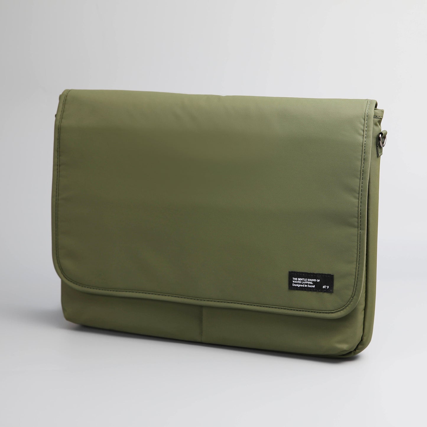 st9-l-size-15-6-16-inch-khaki-laptop-sleeve-padded-shoulder-bag-travel-carry-case-lato at www.mallsonline.com.au