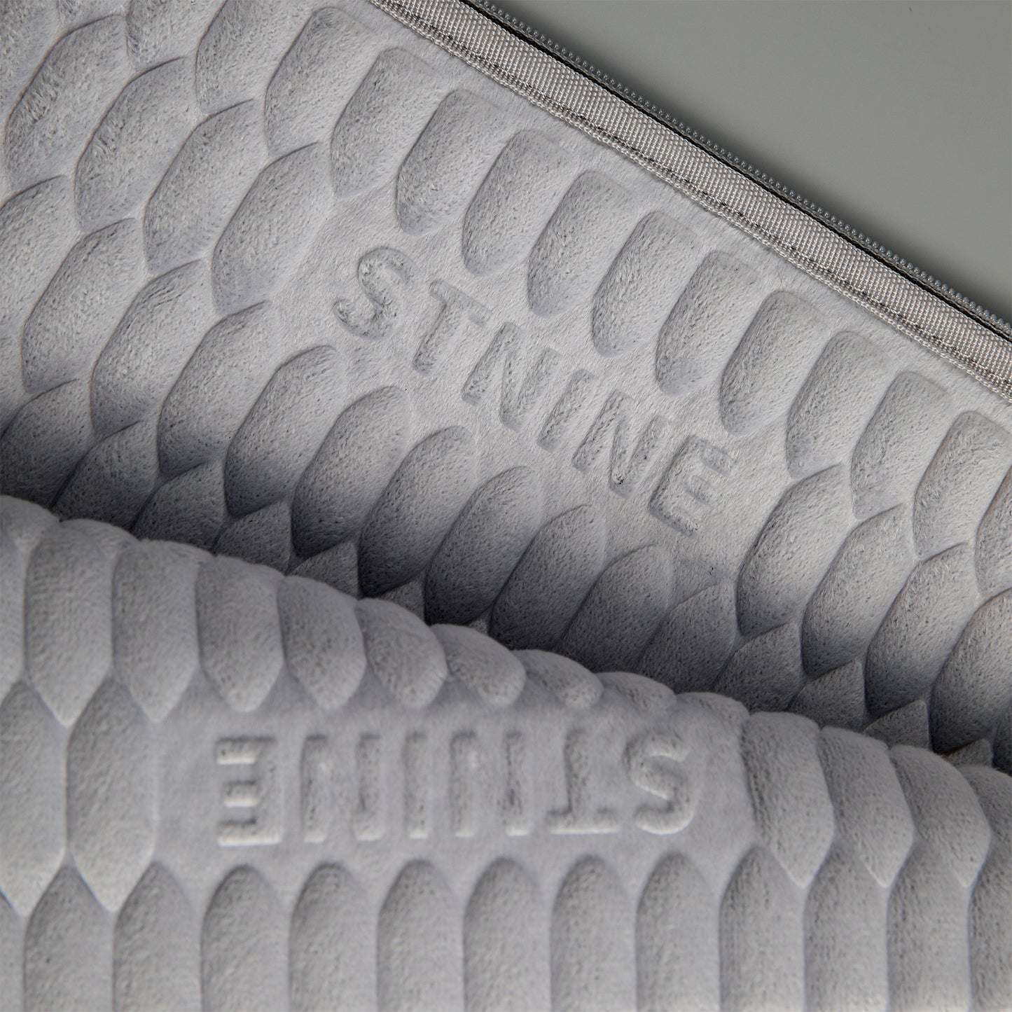 st9-l-size-15-inch-grey-laptop-sleeve-padded-travel-carry-case-bag-luke at www.mallsonline.com.au