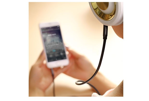 ugreen-3-5mm-male-to-3-5mm-male-cable-1-5m-10734 at www.mallsonline.com.au