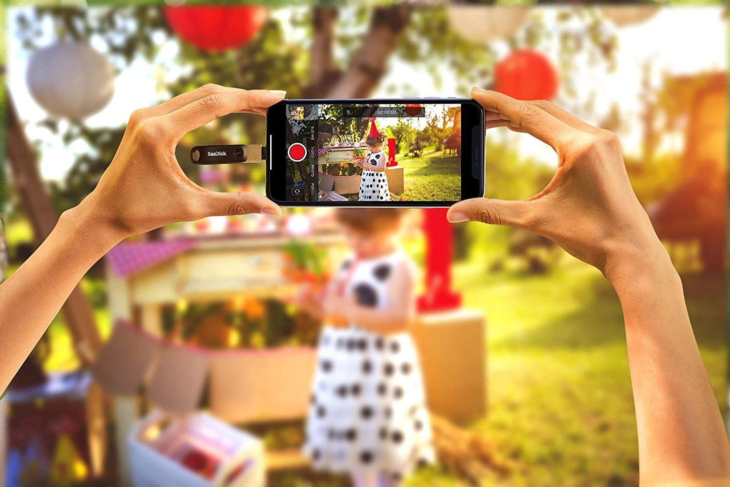 sandisk-ixpand-flash-drive-go-sdix60n-128gb-black-ios-usb-3-0-sdix60n-128g-gn6ne-1 at www.mallsonline.com.au