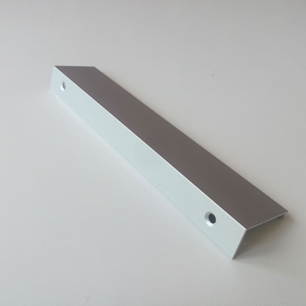 aluminum-kitchen-cabinet-bar-handles-drawer-handle-pull-white-hole-to-hole-160mm www.mallsonline.com.au
