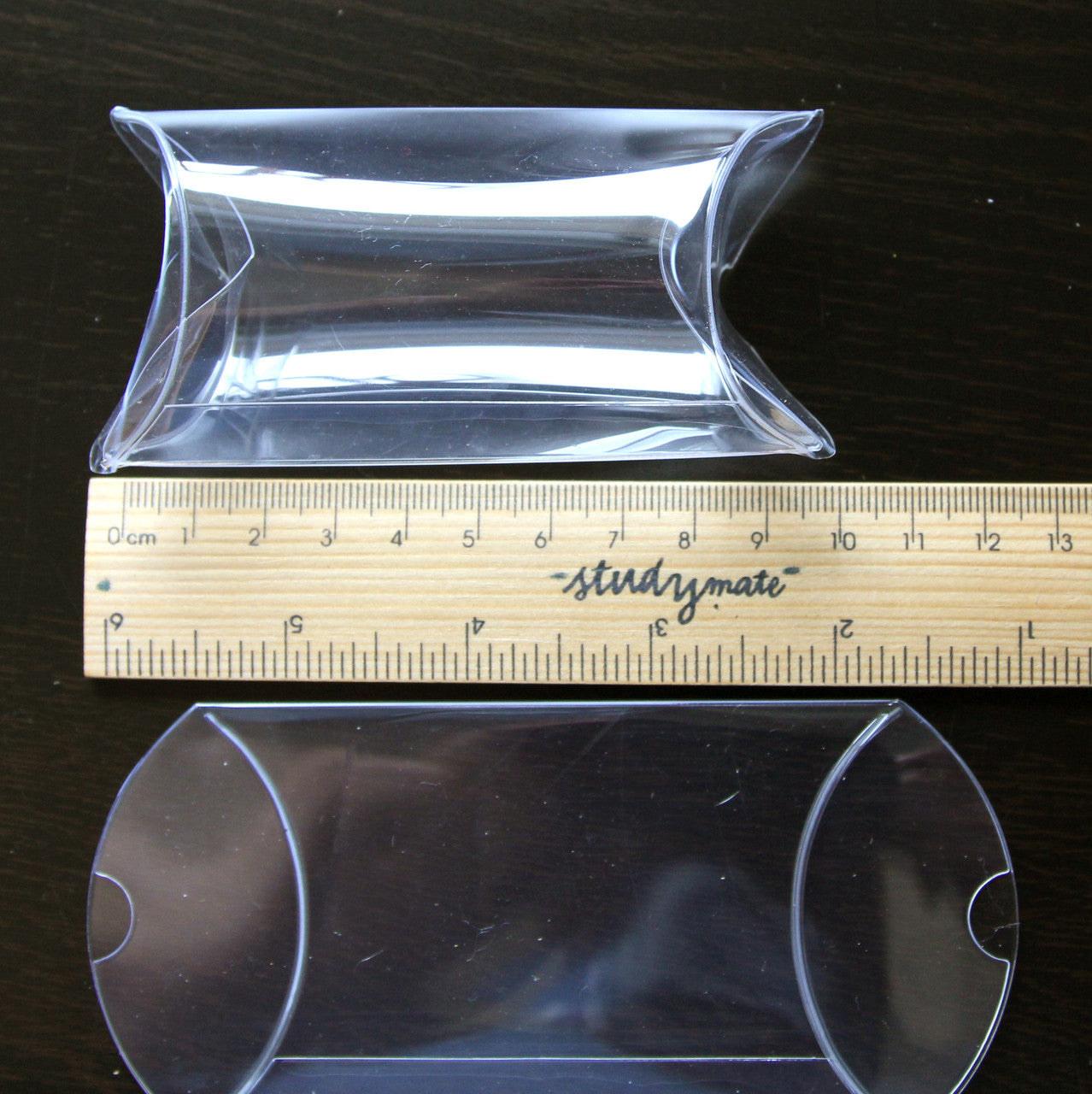 10-pack-of-pillow-rectangle-shaped-gift-box-wedding-or-product-bomboniere-jewelry-gift-party-favor-model-candy-chocolate-soap-box at www.mallsonline.com.au