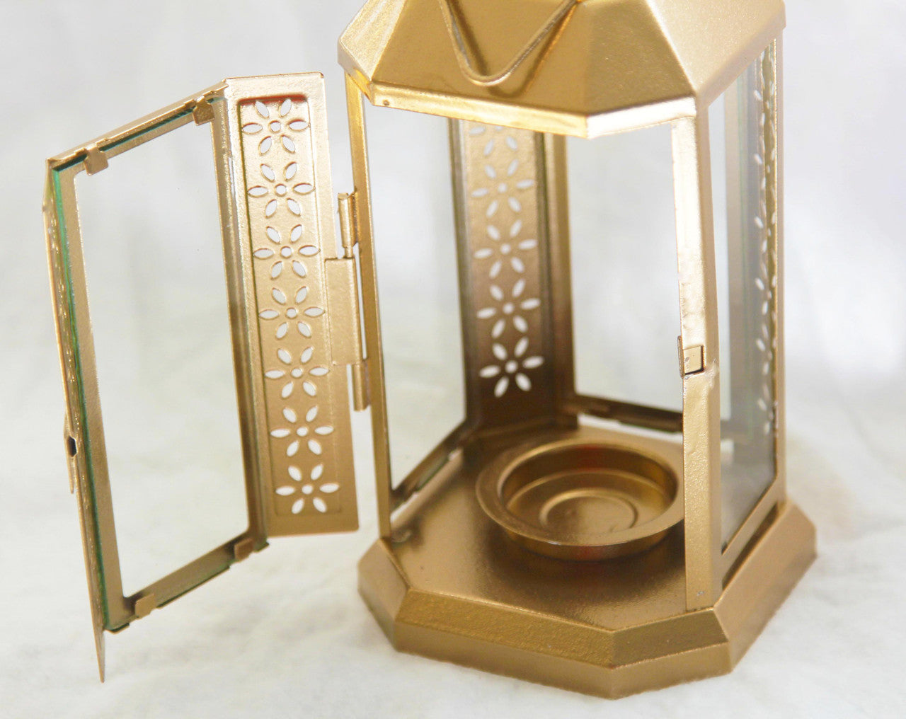 gold-metal-miners-lantern-summer-xmas-wedding-home-party-room-balconey-deck-decoration-21cm-tealight-candle www.mallsonline.com.au