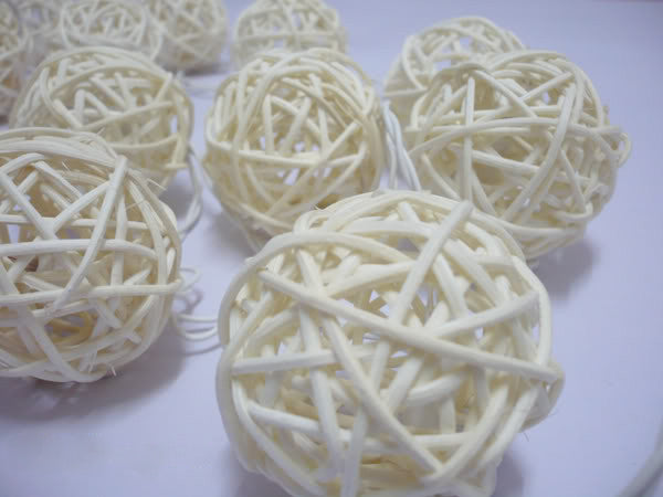 1-set-of-20-led-cream-white-5cm-rattan-cane-ball-battery-powered-string-lights-christmas-gift-home-wedding-party-bedroom-decoration-table-centrepiece at www.mallsonline.com.au