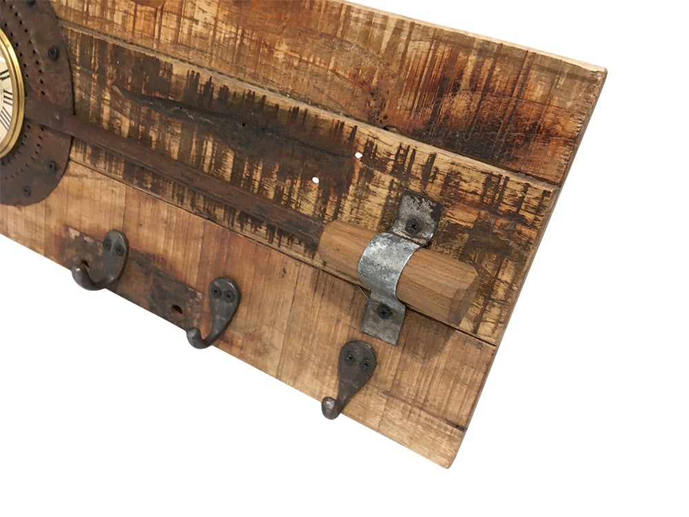 wall-clock-frying-pan-on-recycled-wood www.mallsonline.com.au
