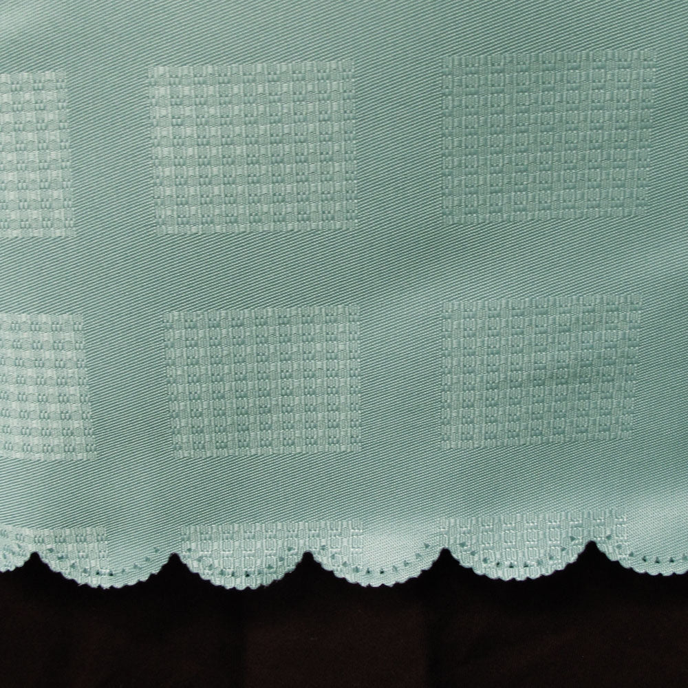 jacquard-table-cloth-checkered-frost-180-cm-round www.mallsonline.com.au