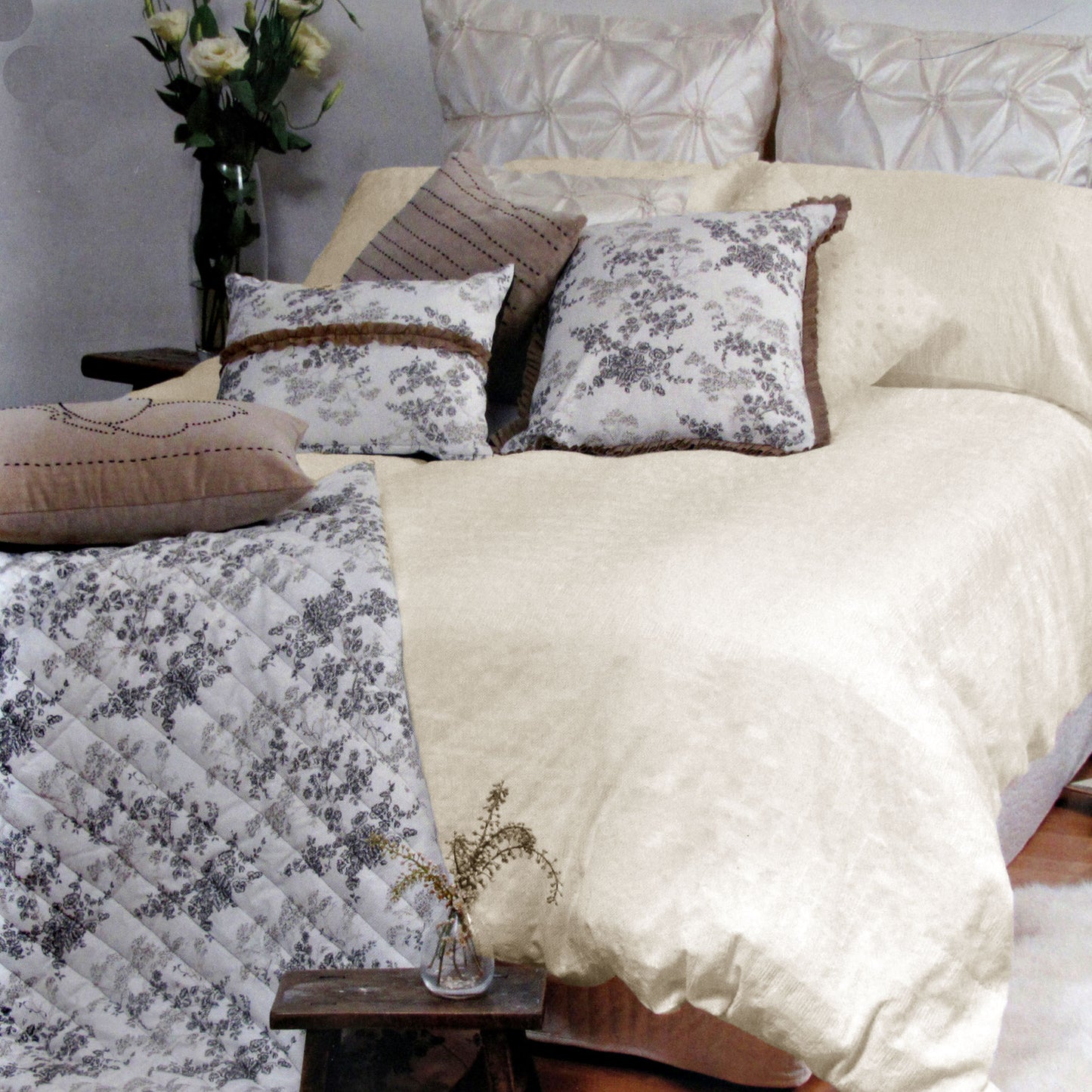 canterbury-tarlo-cream-quilt-cover-set-king at www.mallsonline.com.au