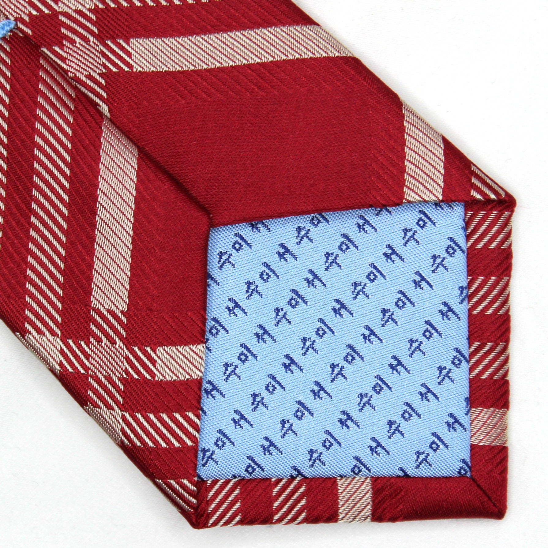 necktie-7cm-silk-mount-sakurajima at www.mallsonline.com.au