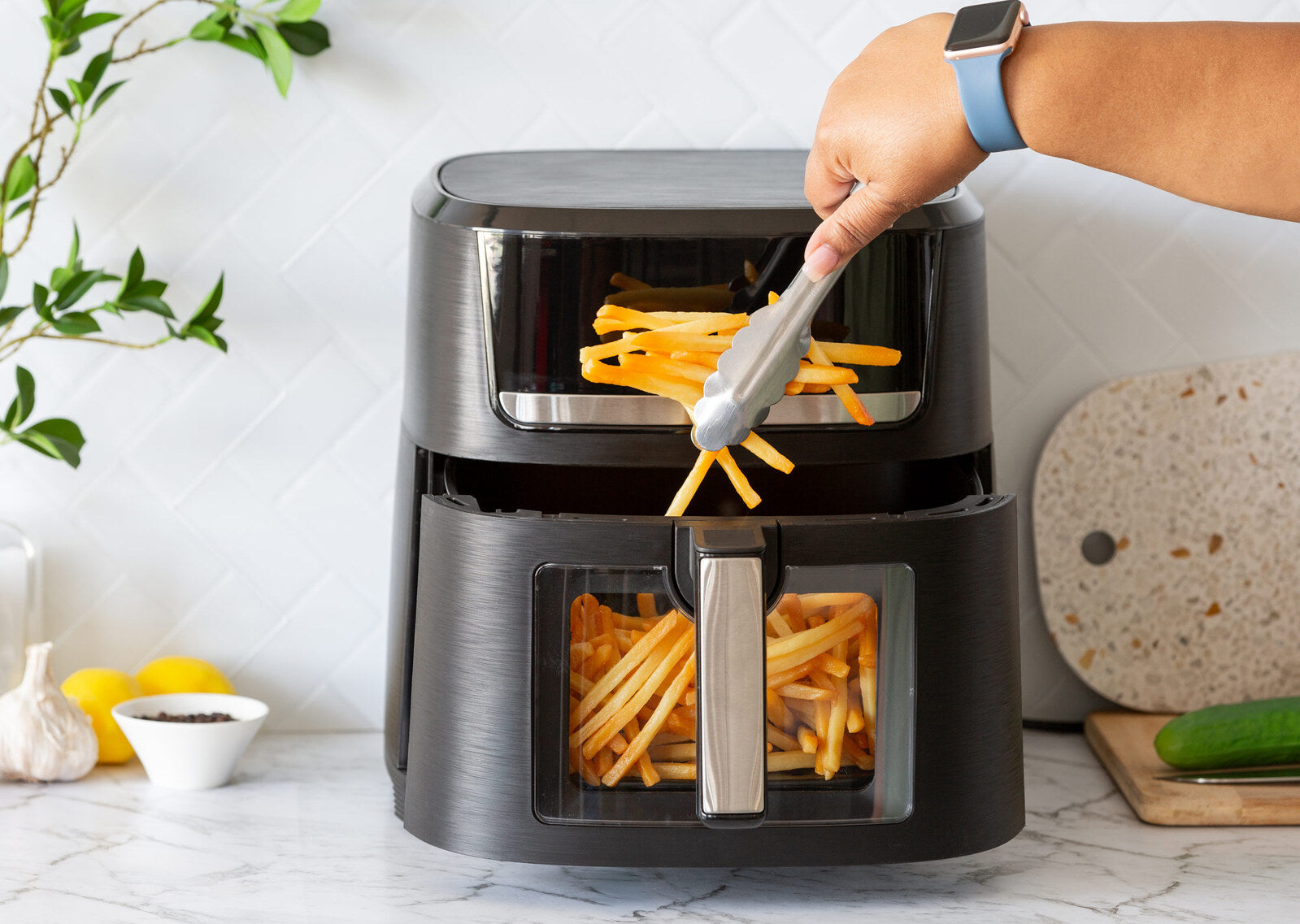 1700-watt air fryer at www.mallsonline.com.au at www.mallsonline.com.au