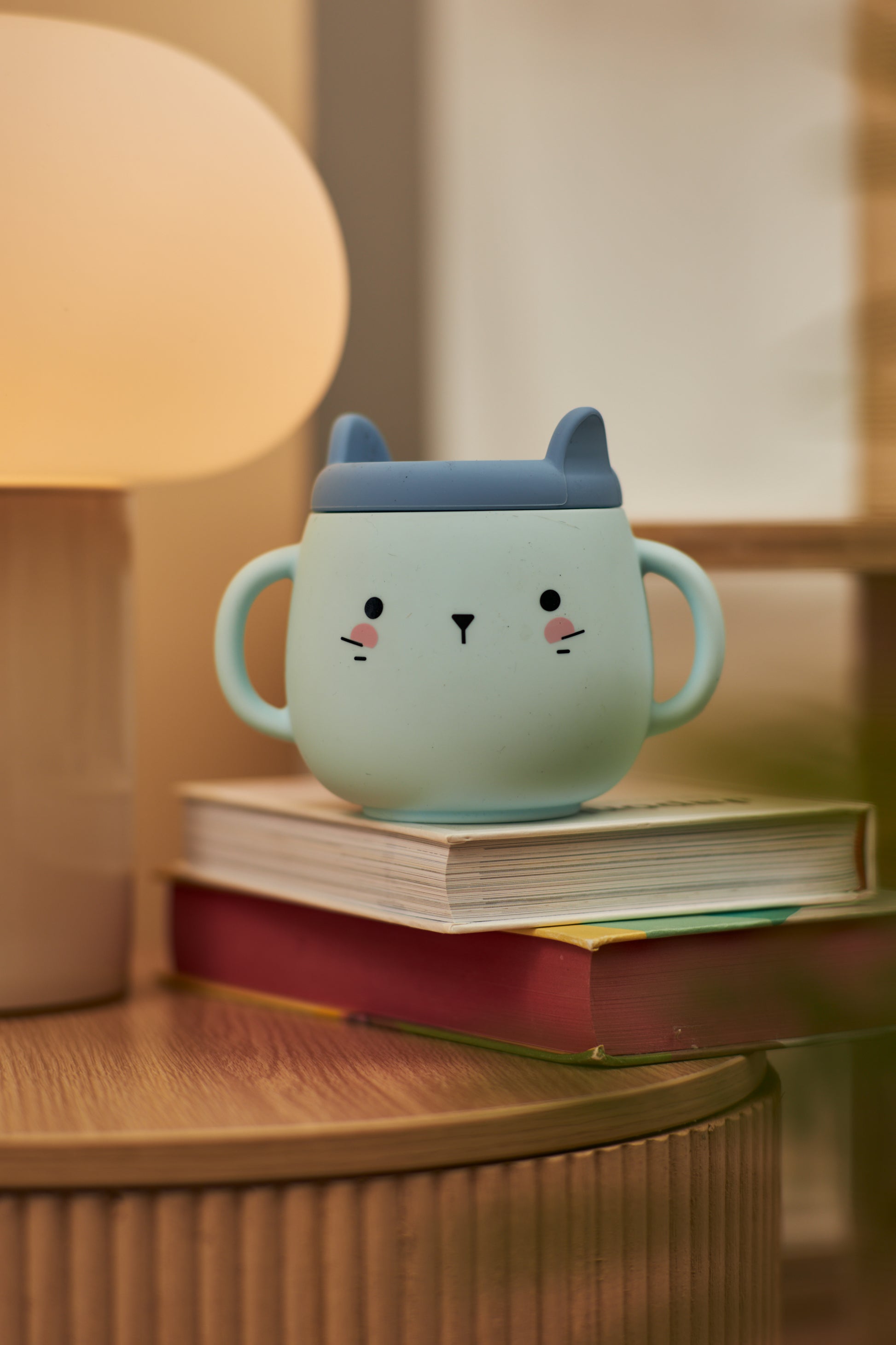 whisker-wonderland-innovative-hydroponic-cat-grass-growing-mug-blue-soil-free-digestion-hairball-aid-eco-friendly-silicone-reusable www.mallsonline.com.au