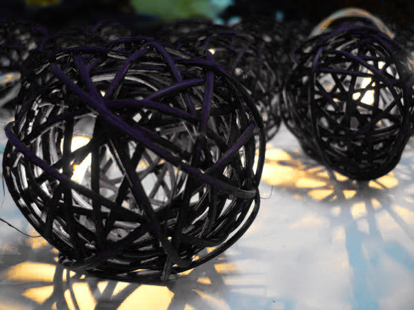 1-set-of-black-5cm-rattan-cane-20-ball-battery-powered-3m-string-lights-christmas-gift-home-wedding-party-bedroom-decoration-table-centrepiece