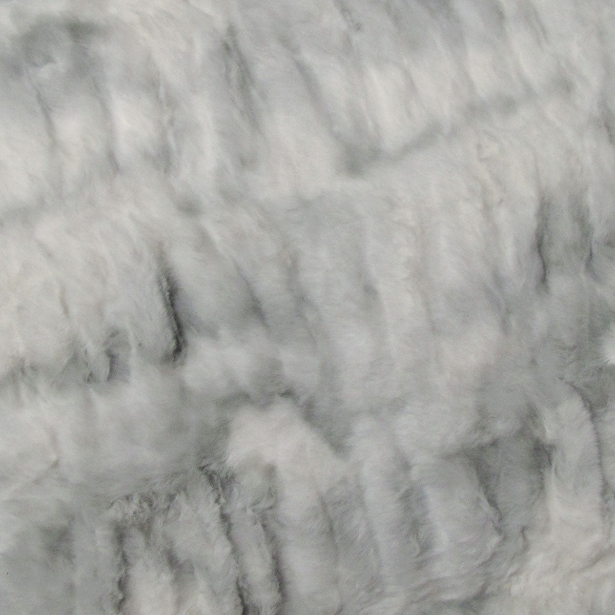 meadow-soft-faux-fur-throw-rug-127-x-152-cm-arctic-fox www.mallsonline.com.au