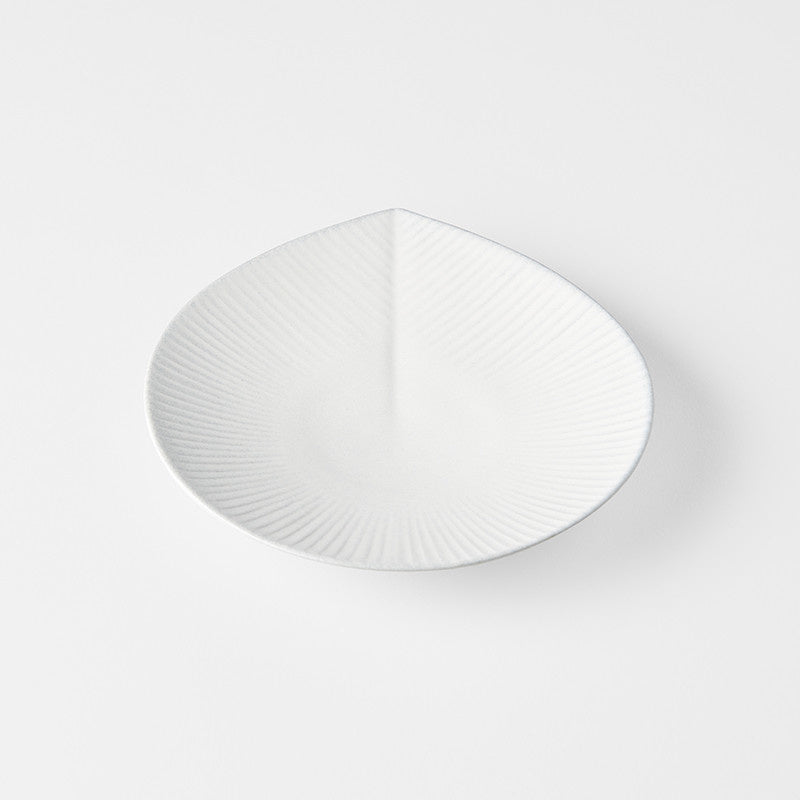 Plate 17.5cm Snow Leaf Glaze