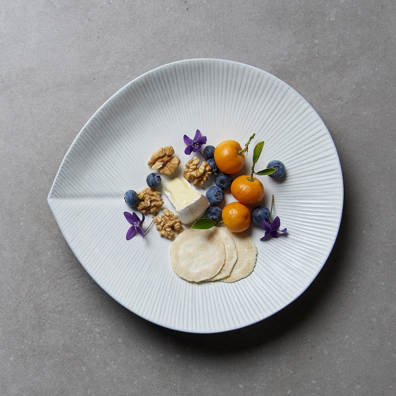 Dinner Plate 25.5cm Snow Leaf Glaze