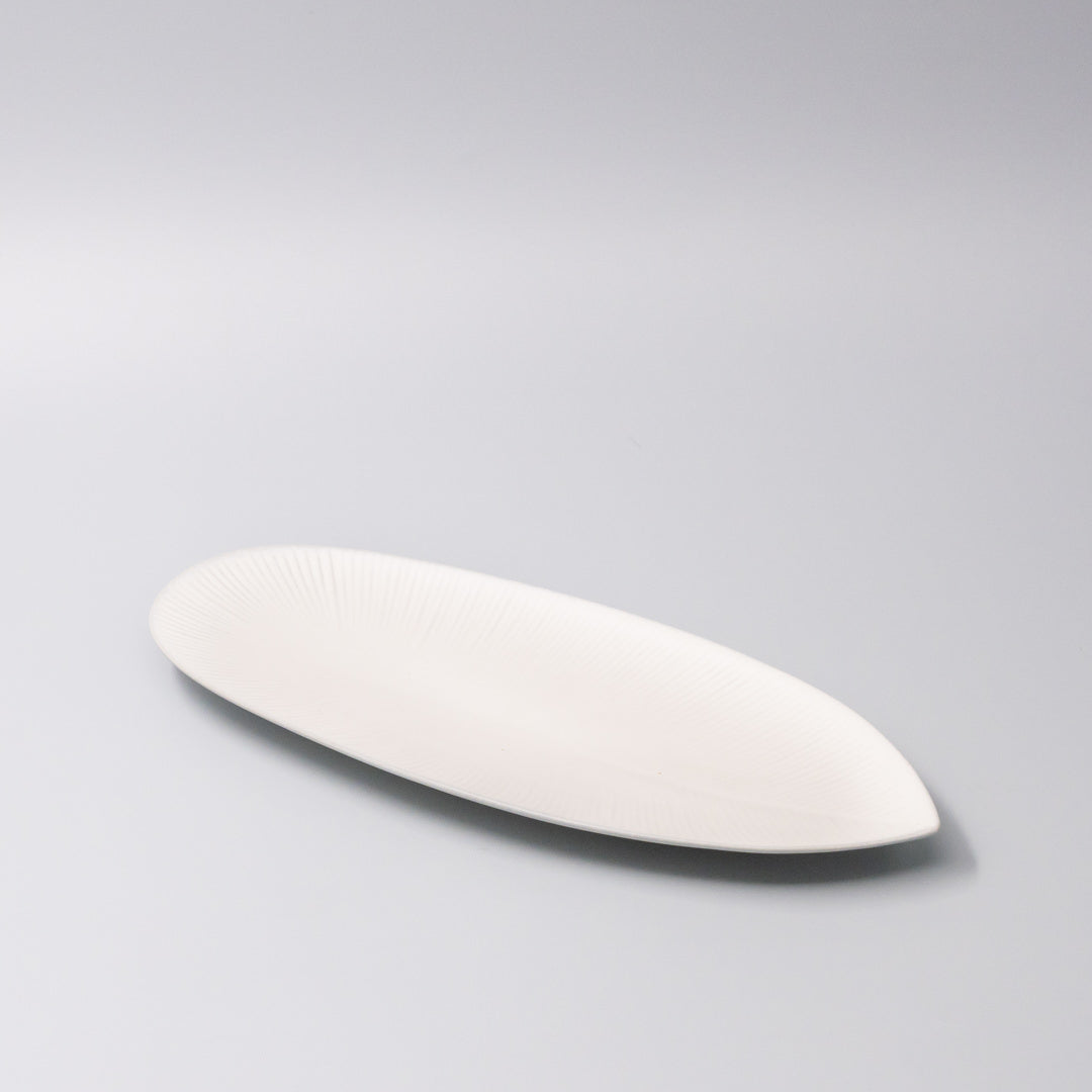 Plate Oval 31.5cm Snow Leaf Glaze