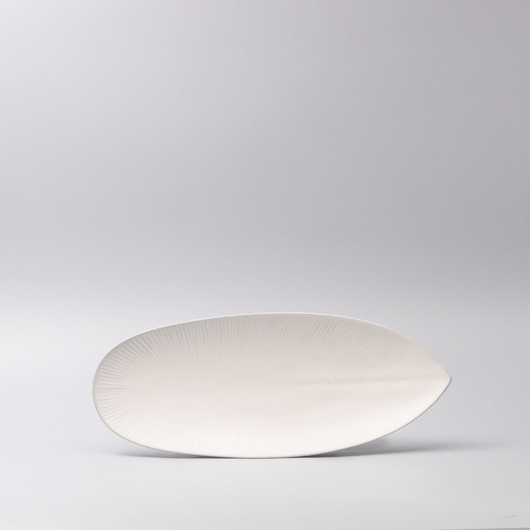 Plate Oval 31.5cm Snow Leaf Glaze