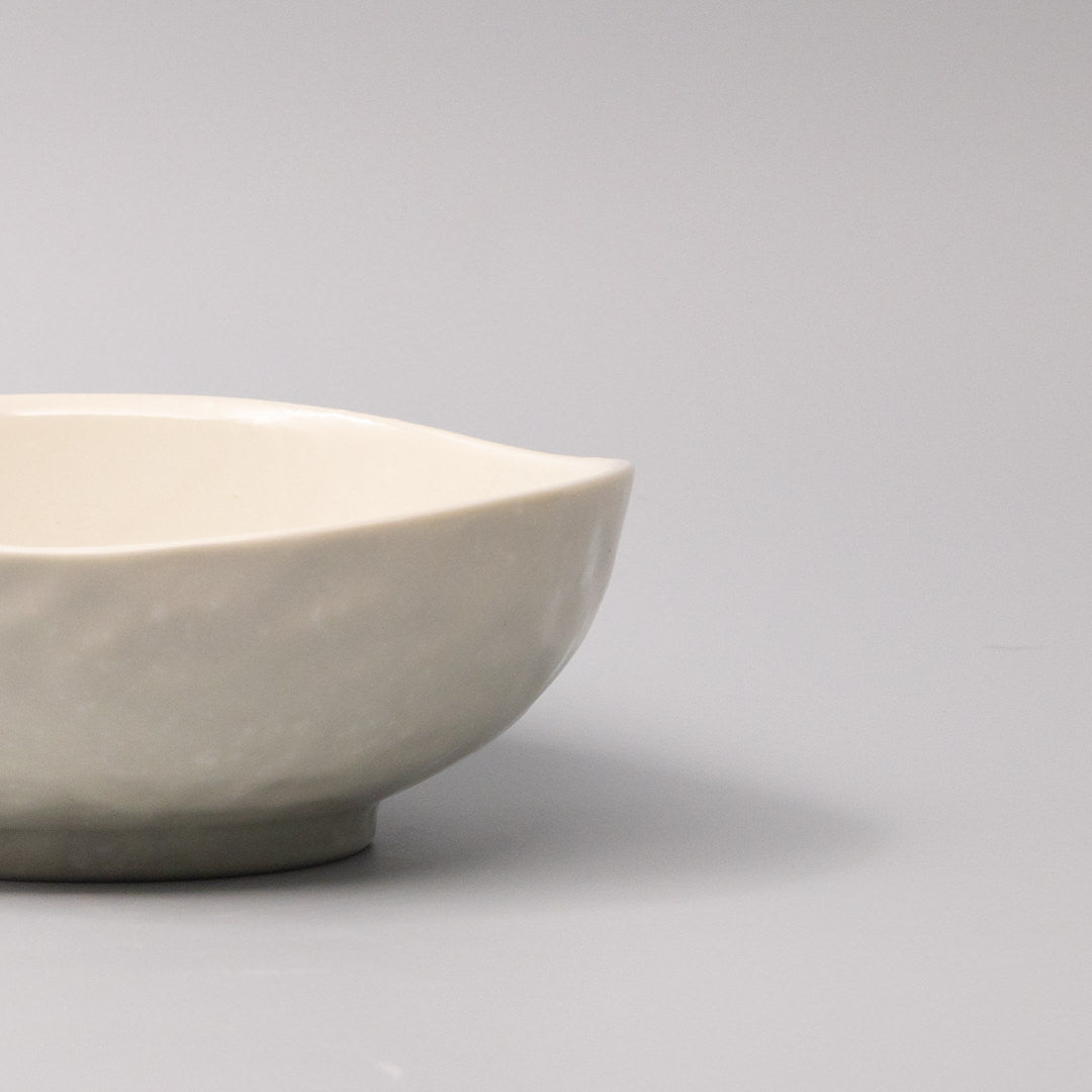 Bowl Organic Shape 11cm Kanso Soft White Glaze