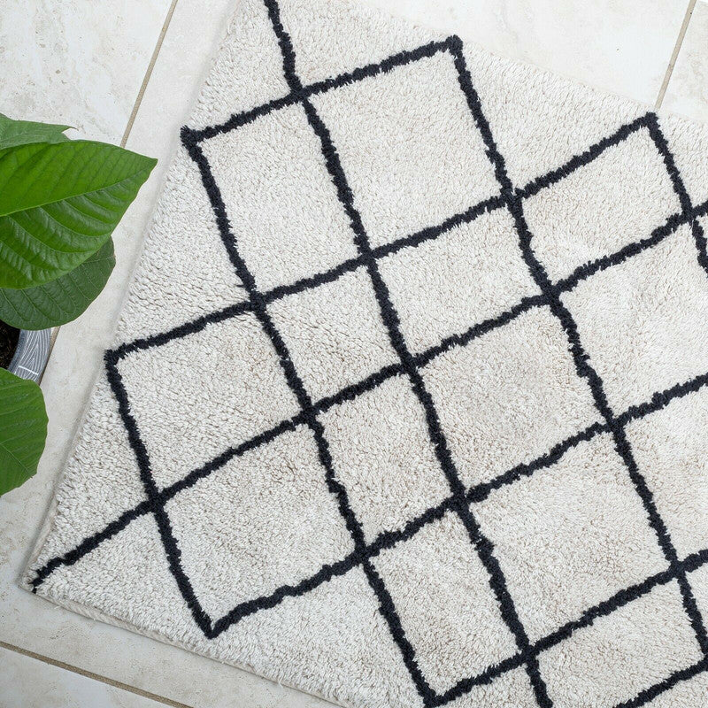 Soft Cotton Bath Rug Tufted Jacquard Design