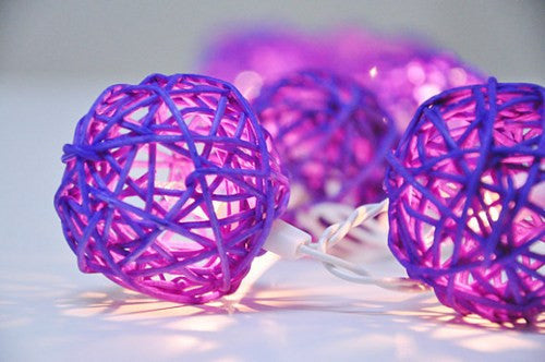 1 Set of 20 LED Cassis Purple 5cm Rattan Cane Ball Battery Powered String Lights