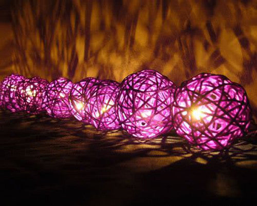 1 Set of 20 LED Cassis Purple 5cm Rattan Cane Ball Battery Powered String Lights